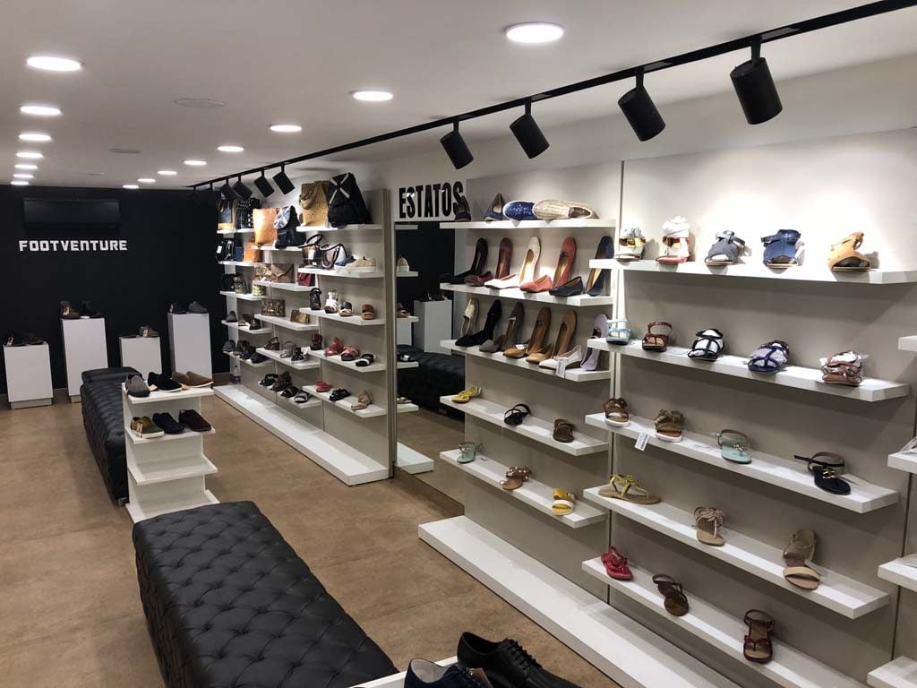 Thiết kế nội thất showroom đẹp theo xu hướng mới nhất